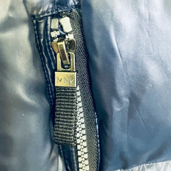 NWT, Andrew Marc Belted Puffer w/ REAL fur, Navy, Size L - Picture 10 of 14